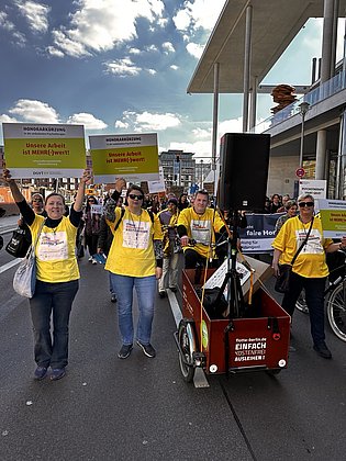 "Unsere Arbeit ist (MEHR)-wert" (Quelle: DGVT)