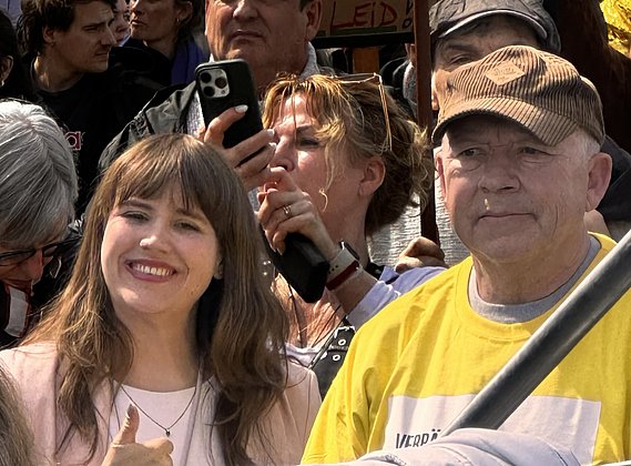 Ricarda Lang (MdB, Bündnis 90/Die Grünen) und Alfred Luttermann (Vorstand DGVT-BV) (Quelle: DGVT)